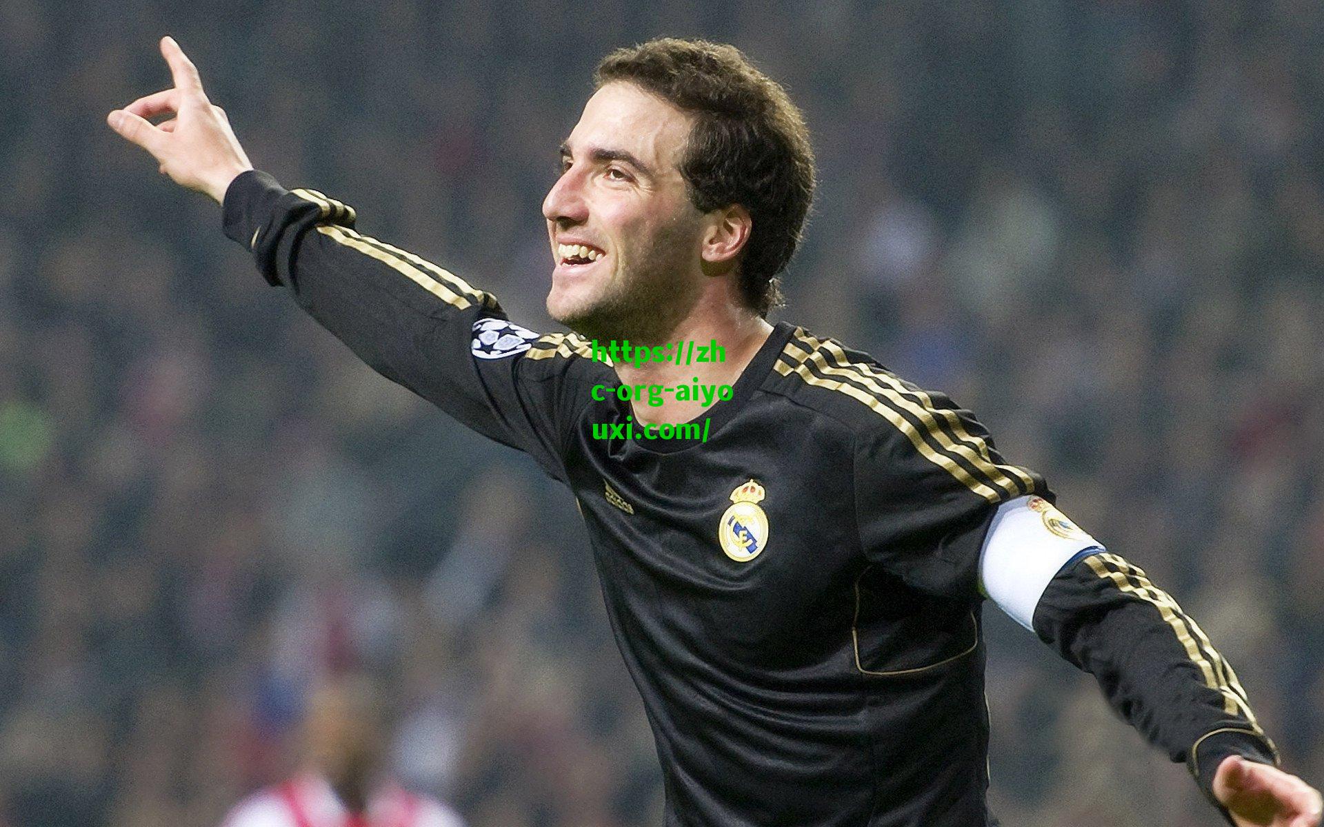 利雅得新月天价周薪锁定B费，英超巨星或成沙超史上最大引援